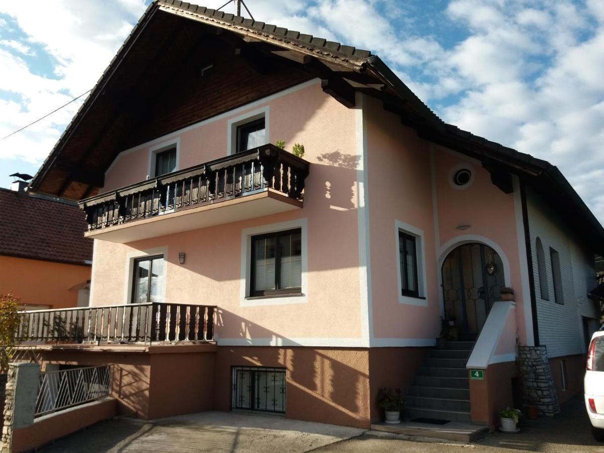Wohnung Mit Charme In Pinsdorf Extérieur photo
